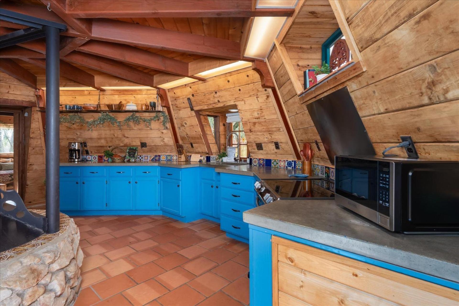 New Listing- Hobbit House @ Yosemite W/spa/firepit/unique Casa vacanze