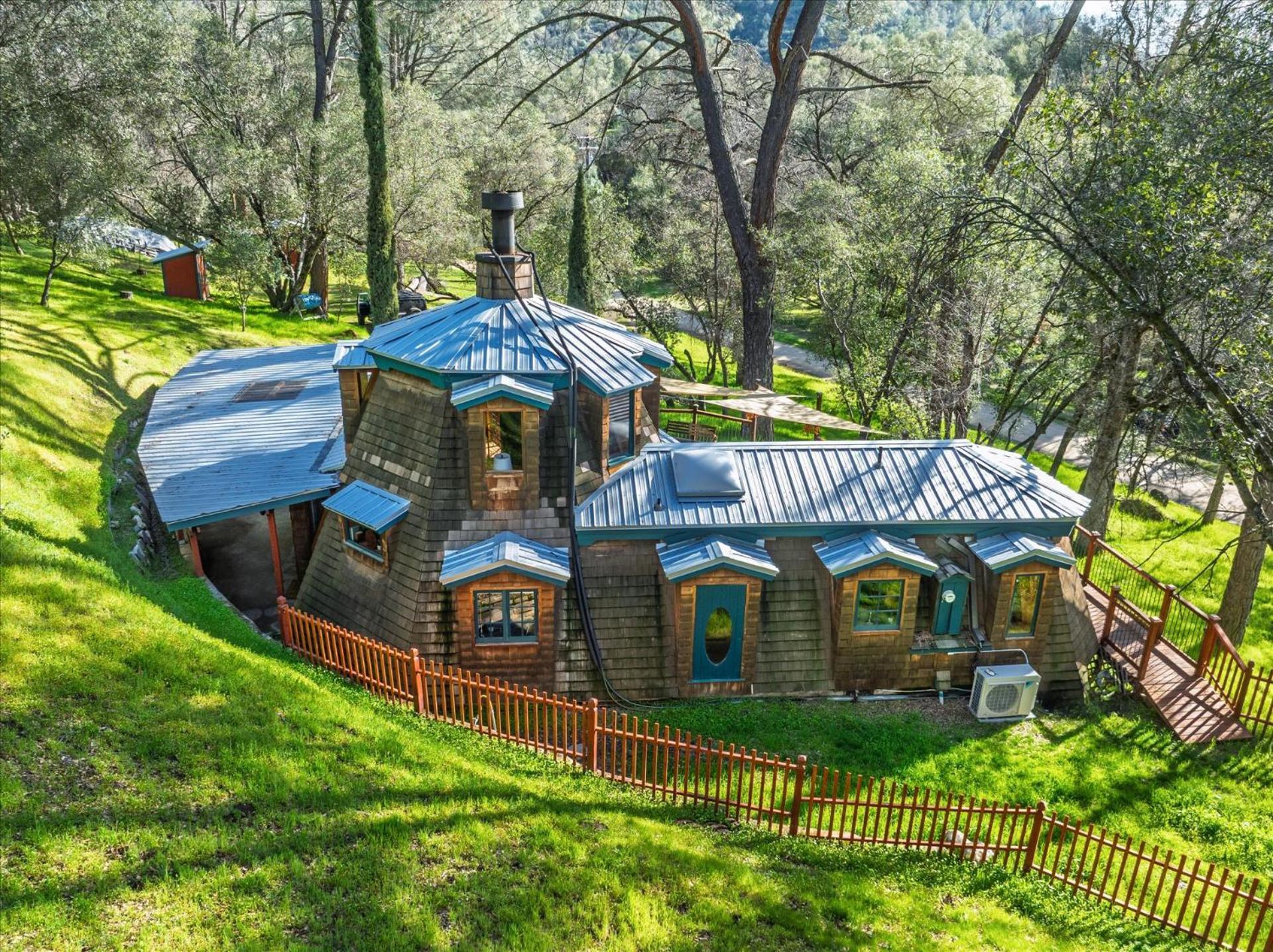 New Listing- Hobbit House @ Yosemite W/spa/firepit/unique * Coarsegold